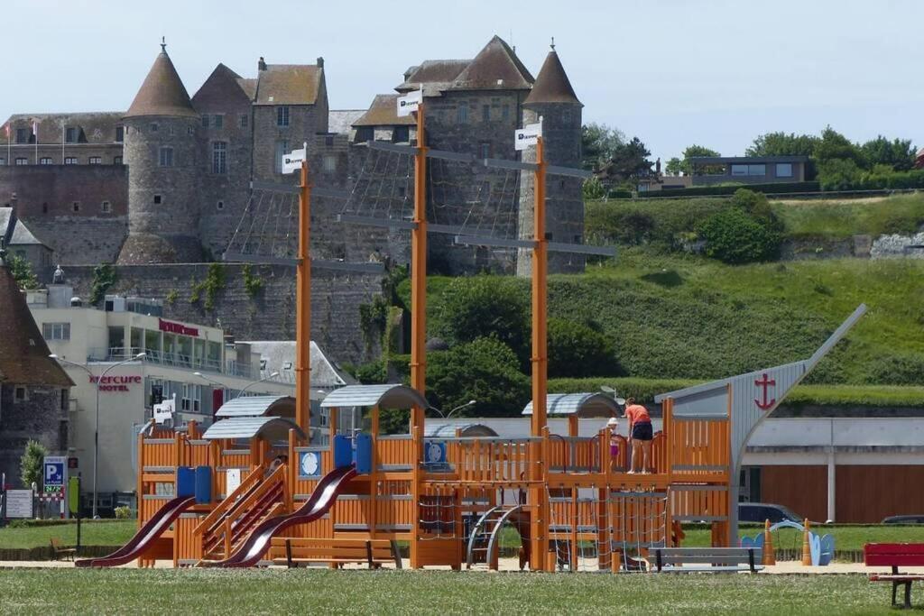 Quai 65 , 3 Pieces Sur Le Port, A 250 M De La Rue Pietonne Et De La Mer Dieppe Exterior foto